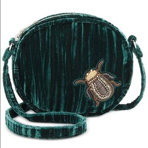 NWT Steve Madden lotus velvet crossbody